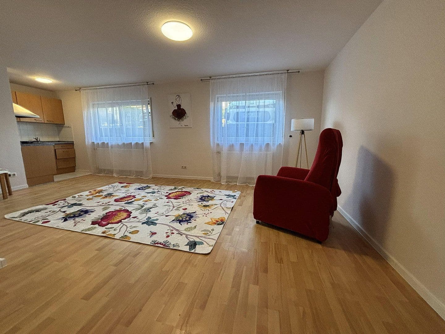 Pronájem bytu 1+1 35 m², Nackenheim, Porýní-Falc Pronájem bytu 1+1 35 m², Nackenheim, Porýní-Falc