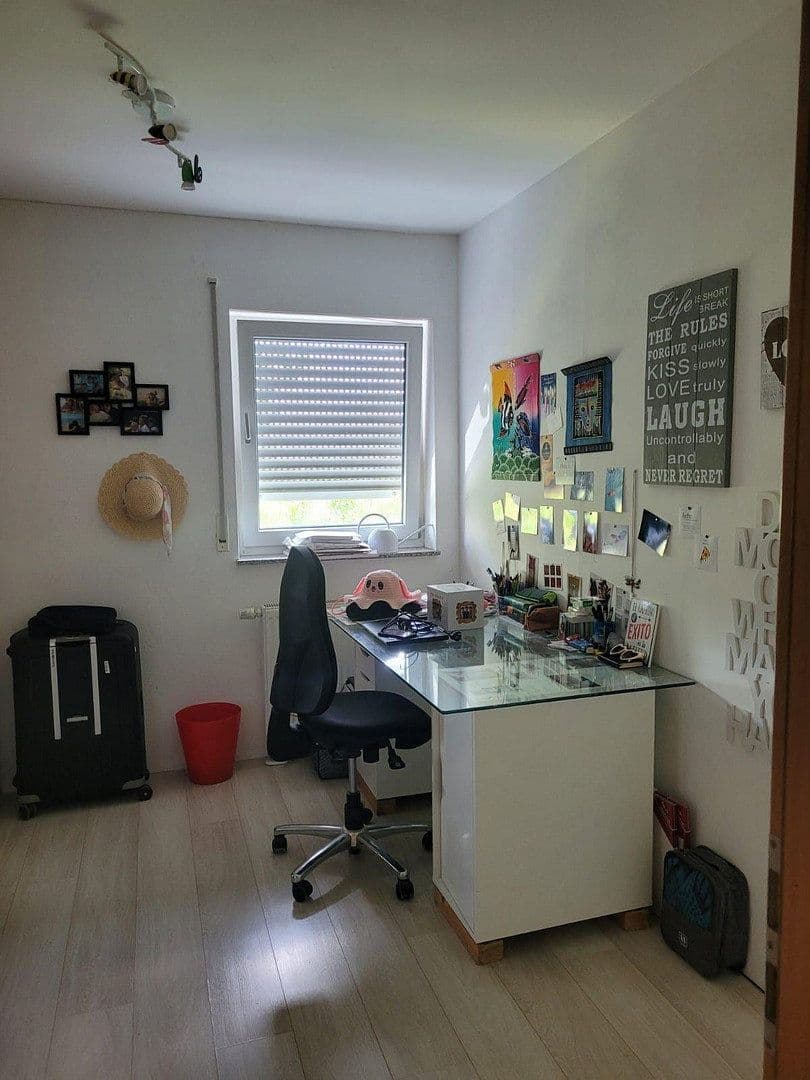 Prodej domu 195 m², pozemek 351 m², Calw, Bádensko-Württembersko Prodej domu 195 m², pozemek 351 m², Calw, Bádensko-Württembersko