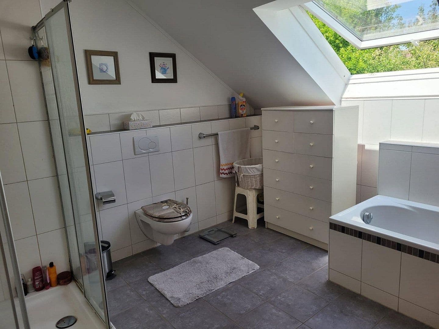 Prodej domu 195 m², pozemek 351 m², Calw, Bádensko-Württembersko Prodej domu 195 m², pozemek 351 m², Calw, Bádensko-Württembersko