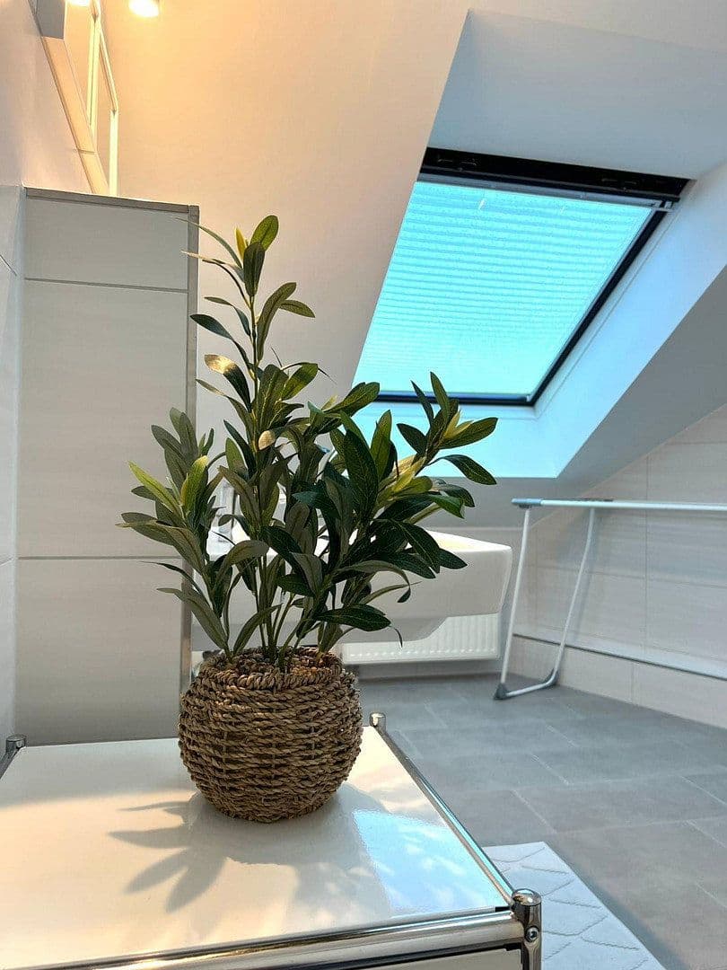 Pronájem bytu 2+kk 83 m², Delitzscher Straße 90, Leipzig, Sasko Pronájem bytu 2+kk 83 m², Delitzscher Straße 90, Leipzig, Sasko