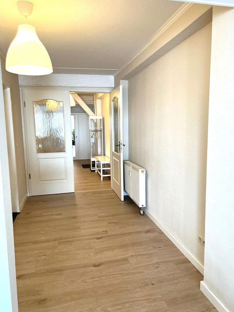 Pronájem bytu 2+kk 83 m², Delitzscher Straße 90, Leipzig, Sasko Pronájem bytu 2+kk 83 m², Delitzscher Straße 90, Leipzig, Sasko