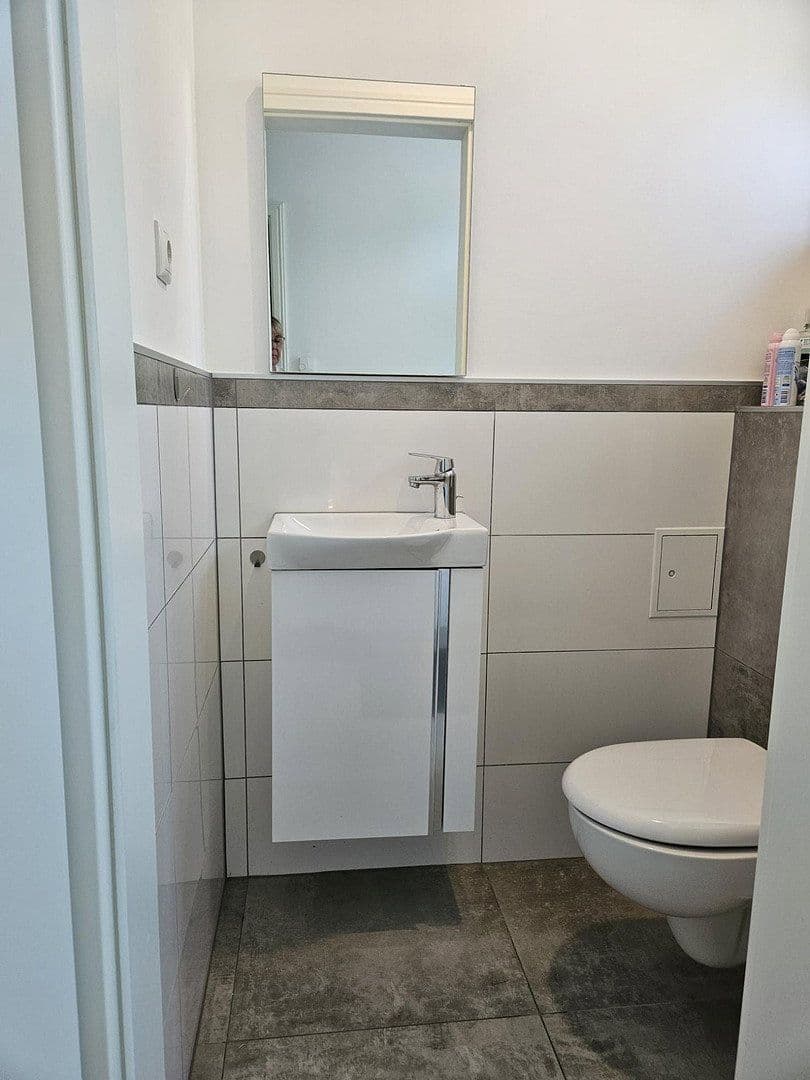 Prodej domu 124 m², pozemek 300 m², Berlin, Berlín Prodej domu 124 m², pozemek 300 m², Berlin, Berlín