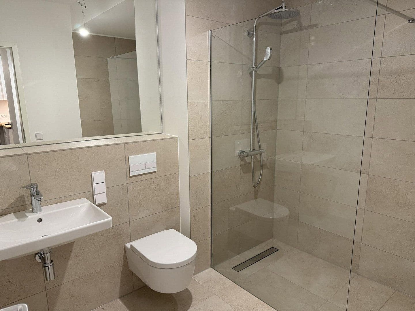Pronájem bytu 2+1 50 m², Wendenschloßstraße 332-B, Berlin, Berlín Pronájem bytu 2+1 50 m², Wendenschloßstraße 332-B, Berlin, Berlín