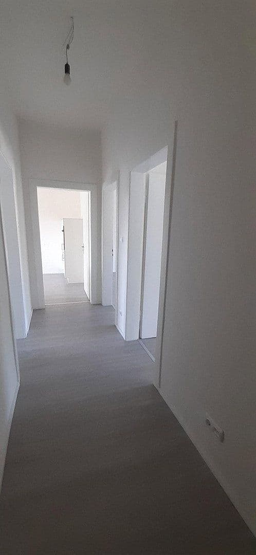 Pronájem bytu 3+1 82 m², Grabenstr.190, Duisburg, Severní Porýní-Vestfálsko Pronájem bytu 3+1 82 m², Grabenstr.190, Duisburg, Severní Porýní-Vestfálsko