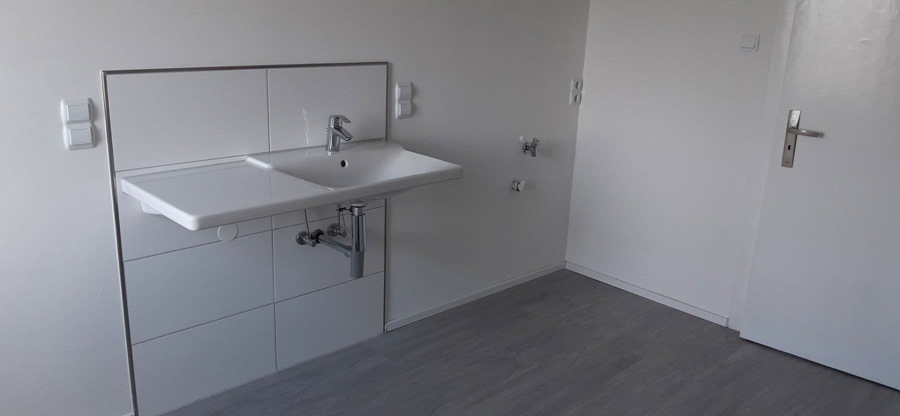Pronájem bytu 3+1 82 m², Grabenstr.190, Duisburg, Severní Porýní-Vestfálsko Pronájem bytu 3+1 82 m², Grabenstr.190, Duisburg, Severní Porýní-Vestfálsko