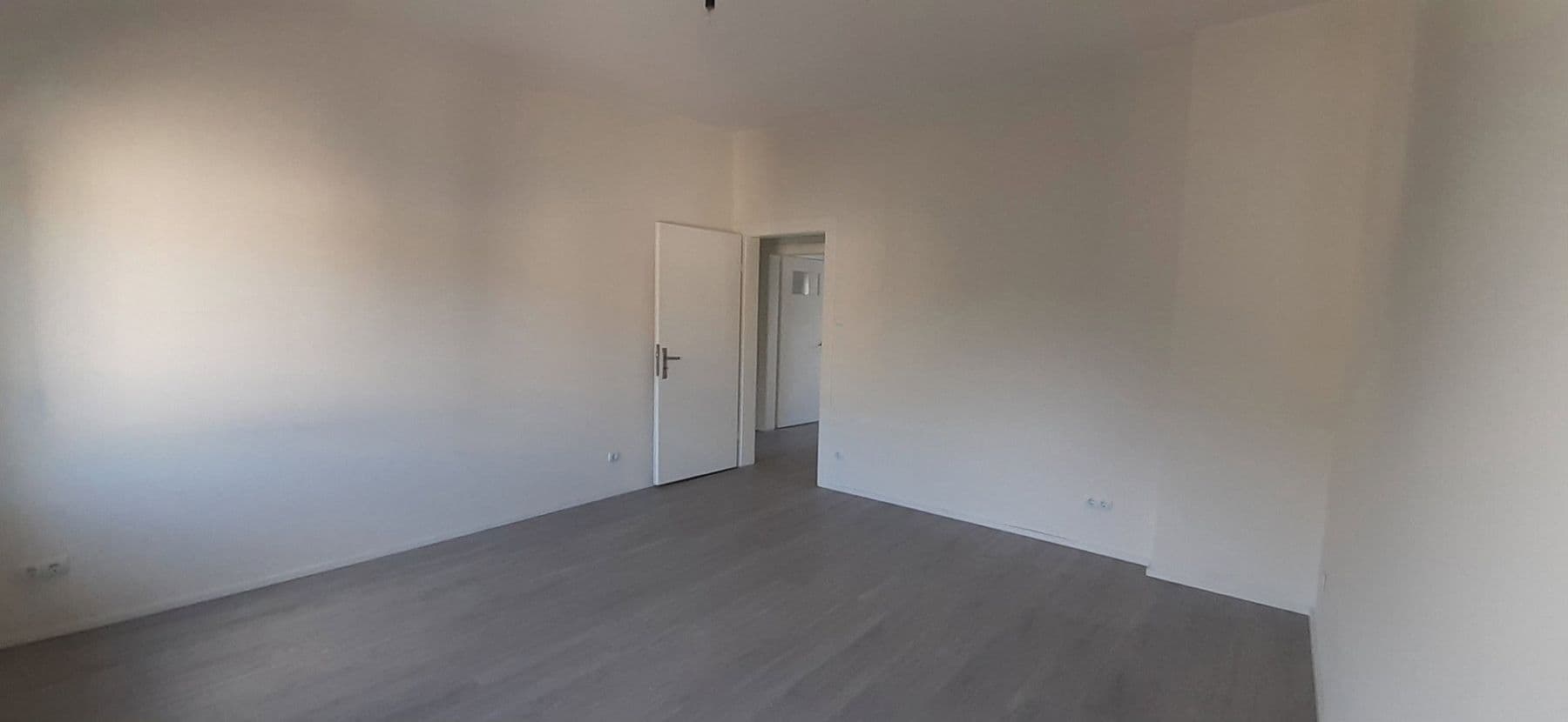 Pronájem bytu 3+1 82 m², Grabenstr.190, Duisburg, Severní Porýní-Vestfálsko Pronájem bytu 3+1 82 m², Grabenstr.190, Duisburg, Severní Porýní-Vestfálsko