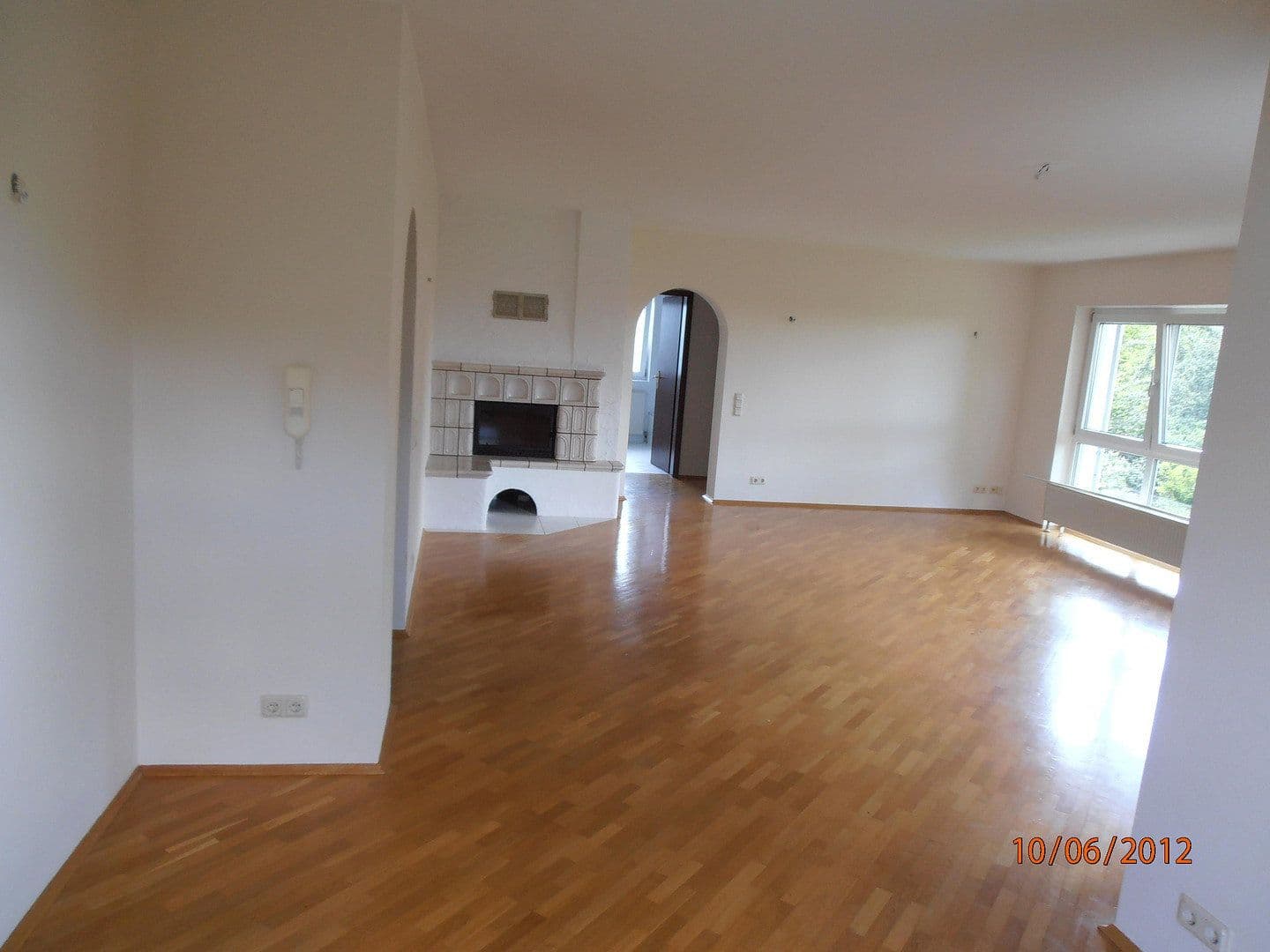 Pronájem bytu 3+1 101 m², Wiesbaden-Sonnenberg, Hessen Pronájem bytu 3+1 101 m², Wiesbaden-Sonnenberg, Hessen