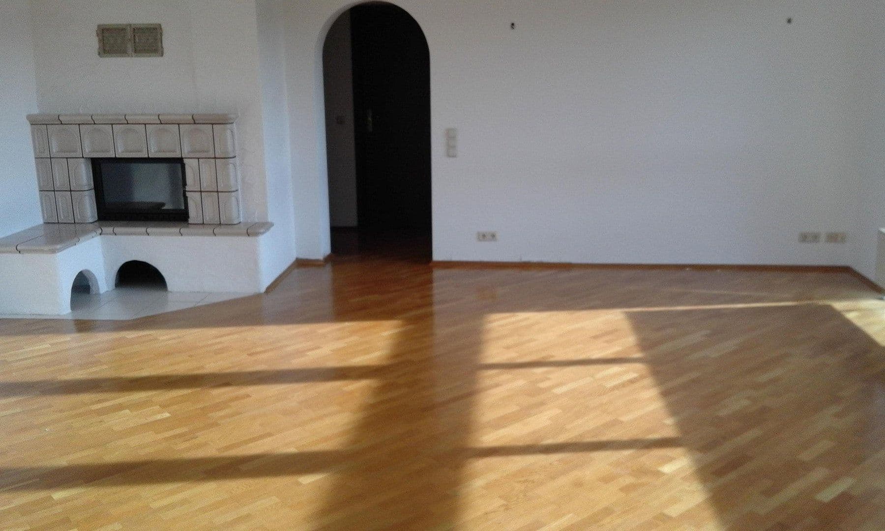 Pronájem bytu 3+1 101 m², Wiesbaden-Sonnenberg, Hessen Pronájem bytu 3+1 101 m², Wiesbaden-Sonnenberg, Hessen