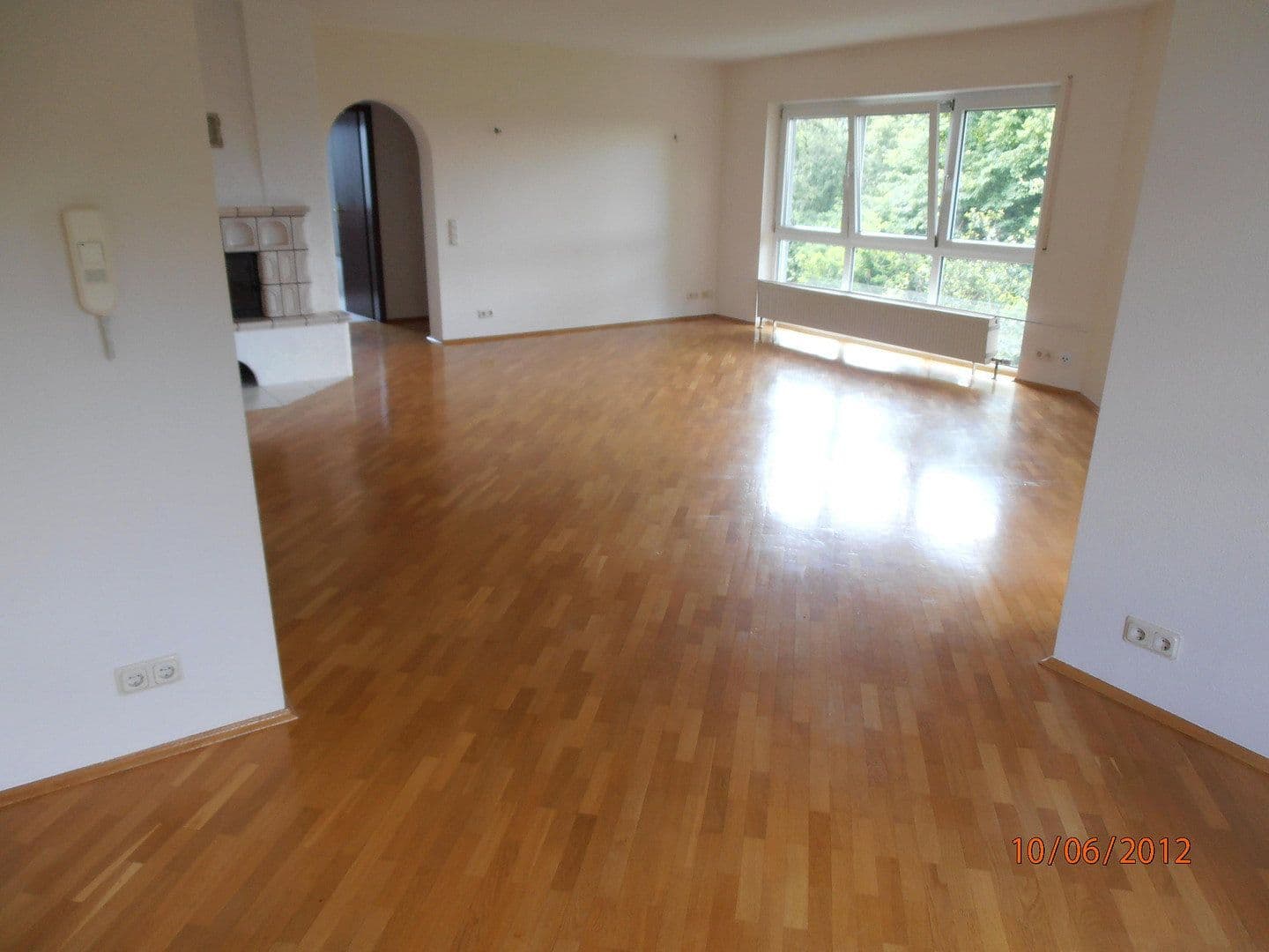 Pronájem bytu 3+1 101 m², Wiesbaden-Sonnenberg, Hessen Pronájem bytu 3+1 101 m², Wiesbaden-Sonnenberg, Hessen