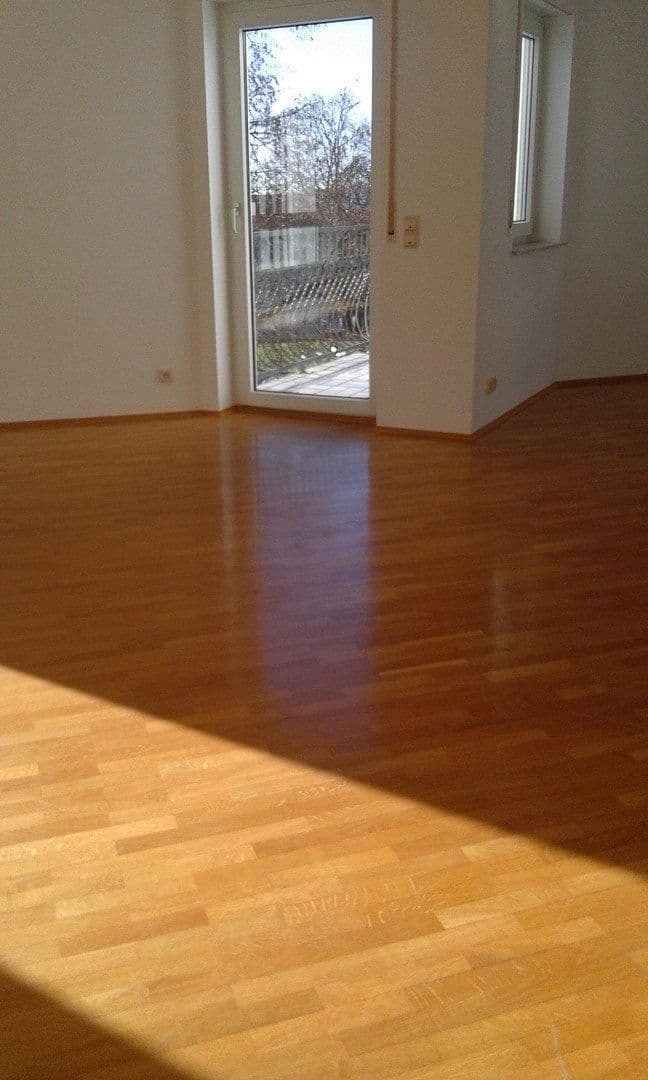 Pronájem bytu 3+1 101 m², Wiesbaden-Sonnenberg, Hessen Pronájem bytu 3+1 101 m², Wiesbaden-Sonnenberg, Hessen