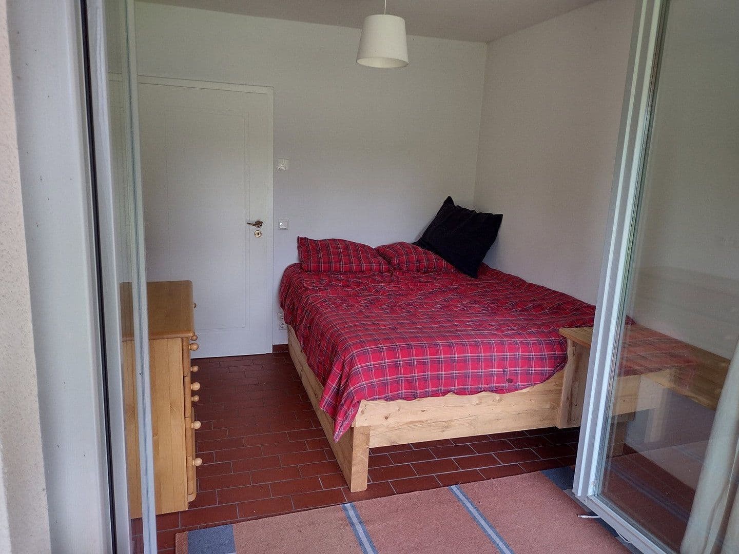 Pronájem domu 106 m², pozemek 1.000 m², Grünheide (Mark), Braniborsko Pronájem domu 106 m², pozemek 1.000 m², Grünheide (Mark), Braniborsko