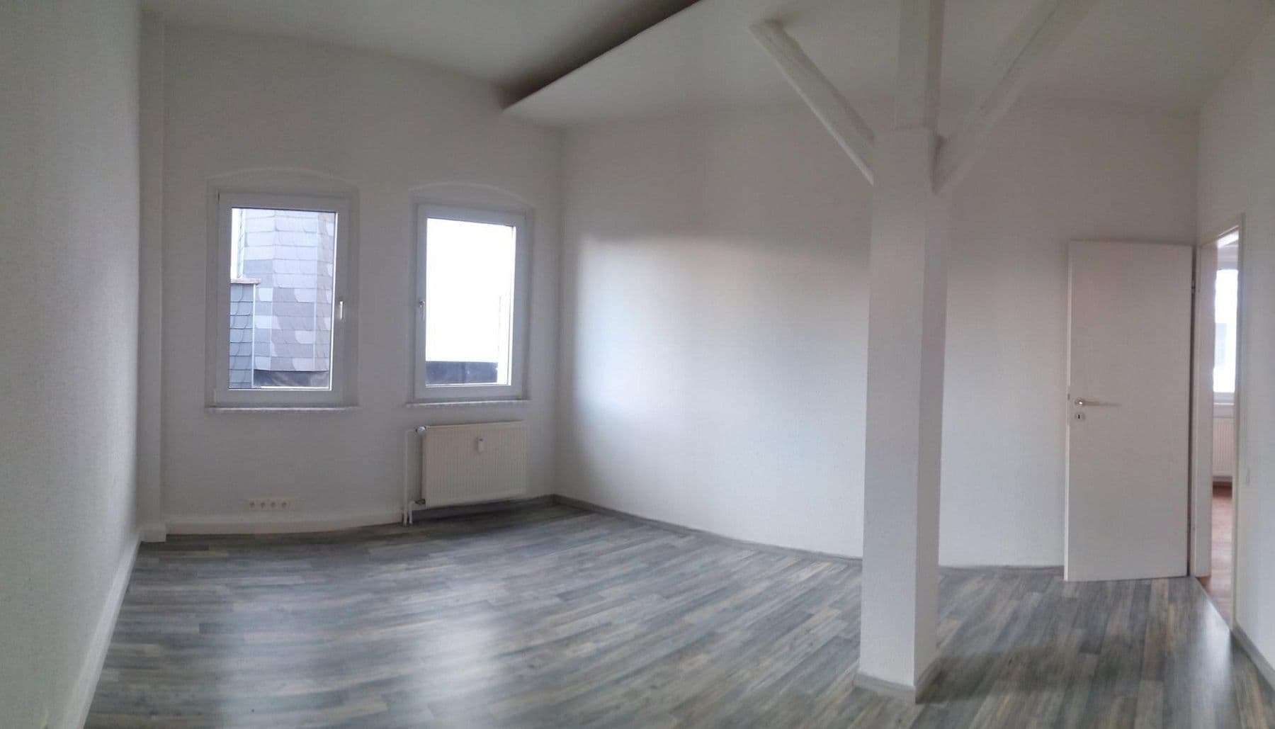 Pronájem bytu 3+1 93 m², Meißner Straße, 3, Wilsdruff, Sasko Pronájem bytu 3+1 93 m², Meißner Straße, 3, Wilsdruff, Sasko