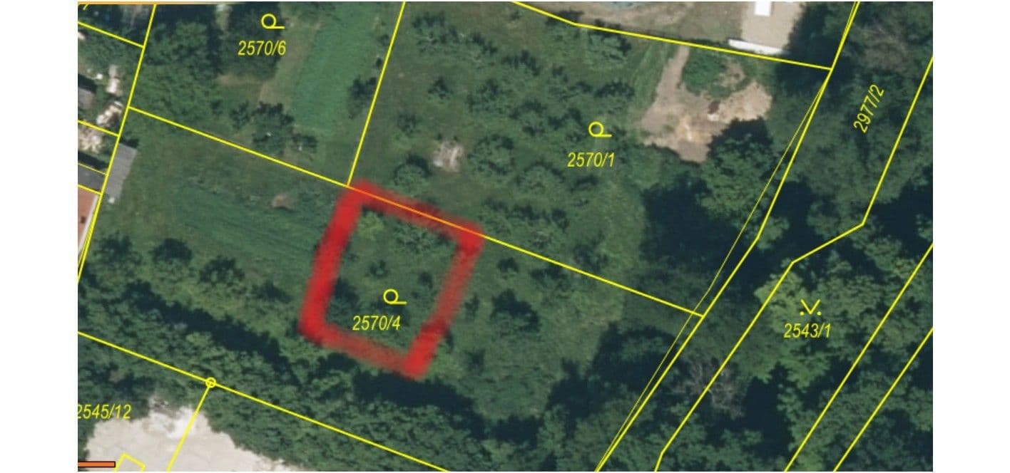 Pronájem pozemku 300 m², Čelakovského, Rokycany, Plzeňský kraj Pronájem pozemku 300 m², Čelakovského, Rokycany, Plzeňský kraj