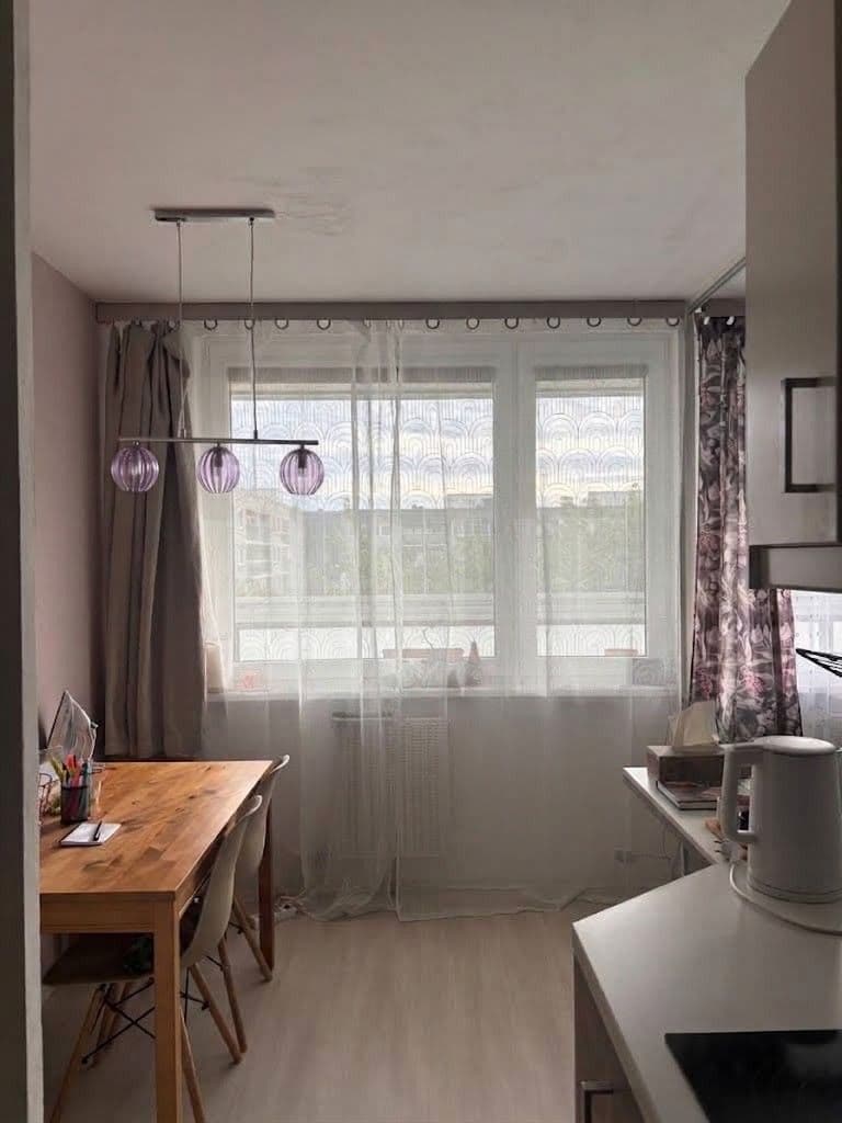 Pronájem bytu 3+1 75 m², Bašteckého, Praha, Praha Pronájem bytu 3+1 75 m², Bašteckého, Praha, Praha