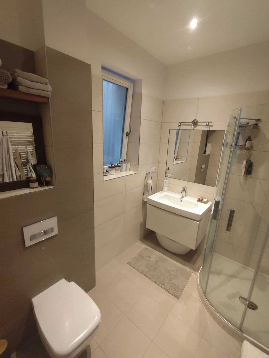 Prodej bytu 2+1 48 m², Šaldova, Praha, Praha Prodej bytu 2+1 48 m², Šaldova, Praha, Praha