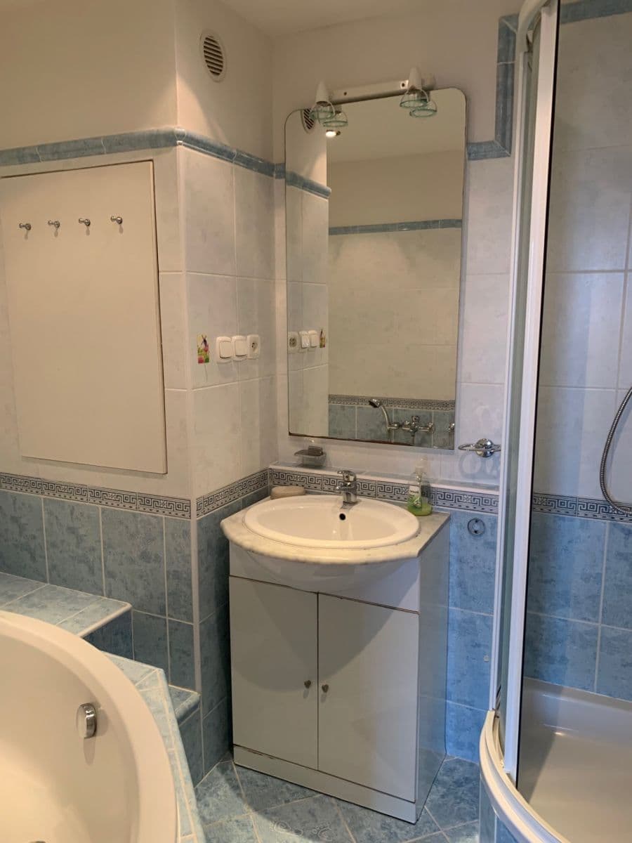 Pronájem bytu 3+1 68 m², Ctěnická, Praha, Praha Pronájem bytu 3+1 68 m², Ctěnická, Praha, Praha