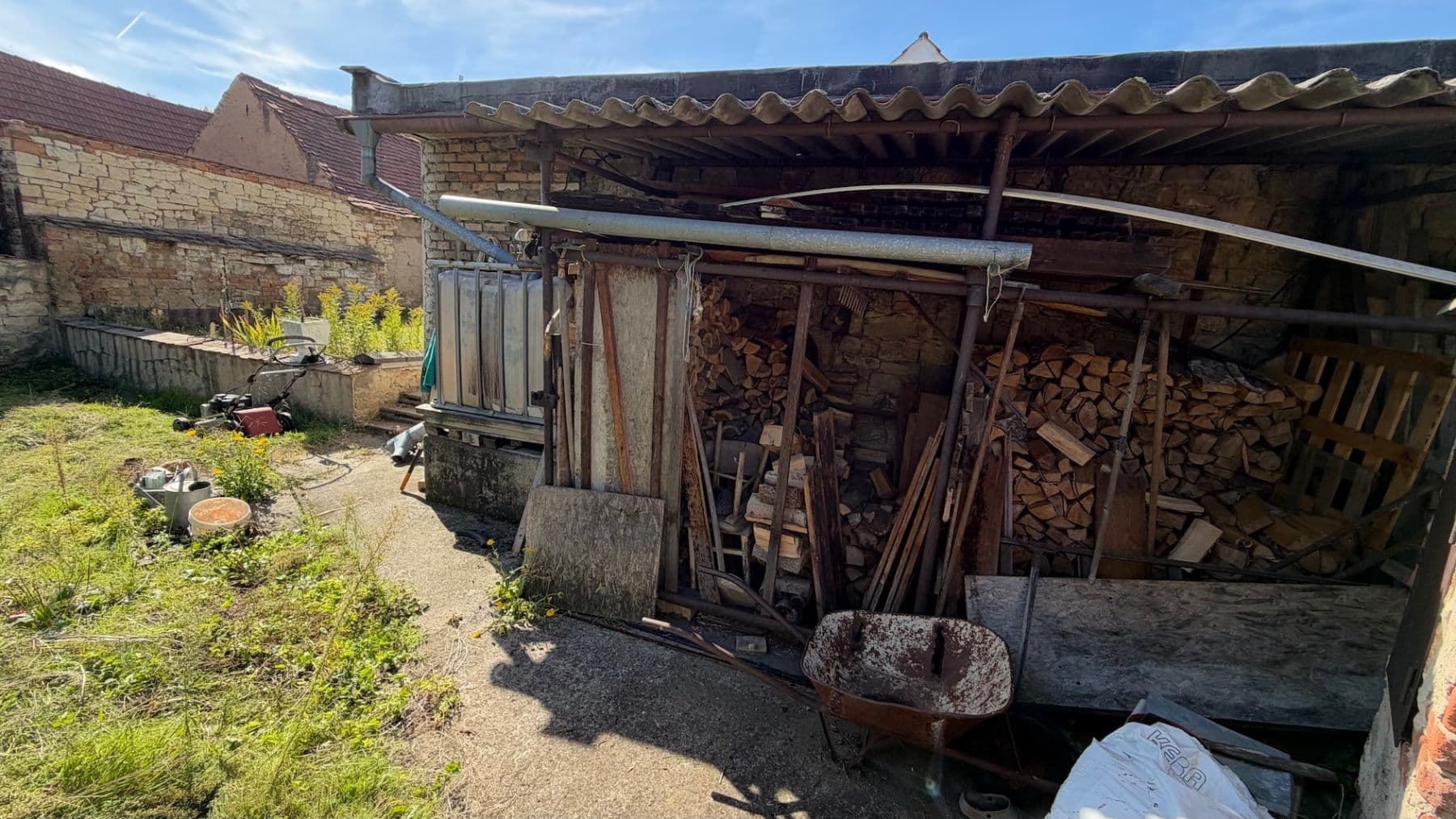 Prodej domu 654 m², pozemek 2.618 m², Kozí, Slavětín, Ústecký kraj Prodej domu 654 m², pozemek 2.618 m², Kozí, Slavětín, Ústecký kraj