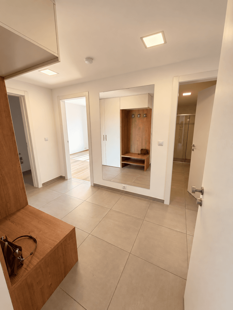 Prodej bytu 2+kk 57 m², V jehličí, Praha, Praha Prodej bytu 2+kk 57 m², V jehličí, Praha, Praha