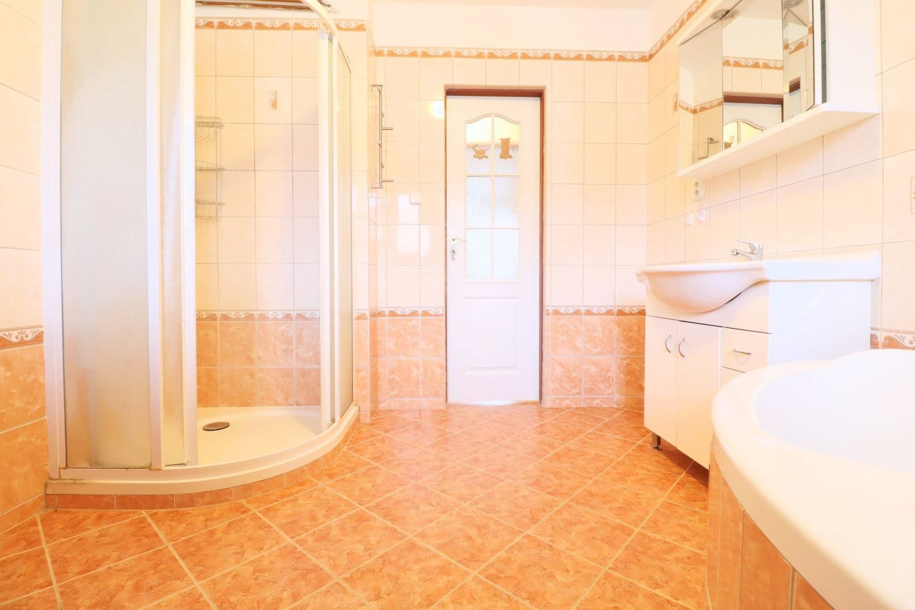Pronájem bytu 2+1 56 m², Mikoláše Alše, Kolín, Středočeský kraj Pronájem bytu 2+1 56 m², Mikoláše Alše, Kolín, Středočeský kraj