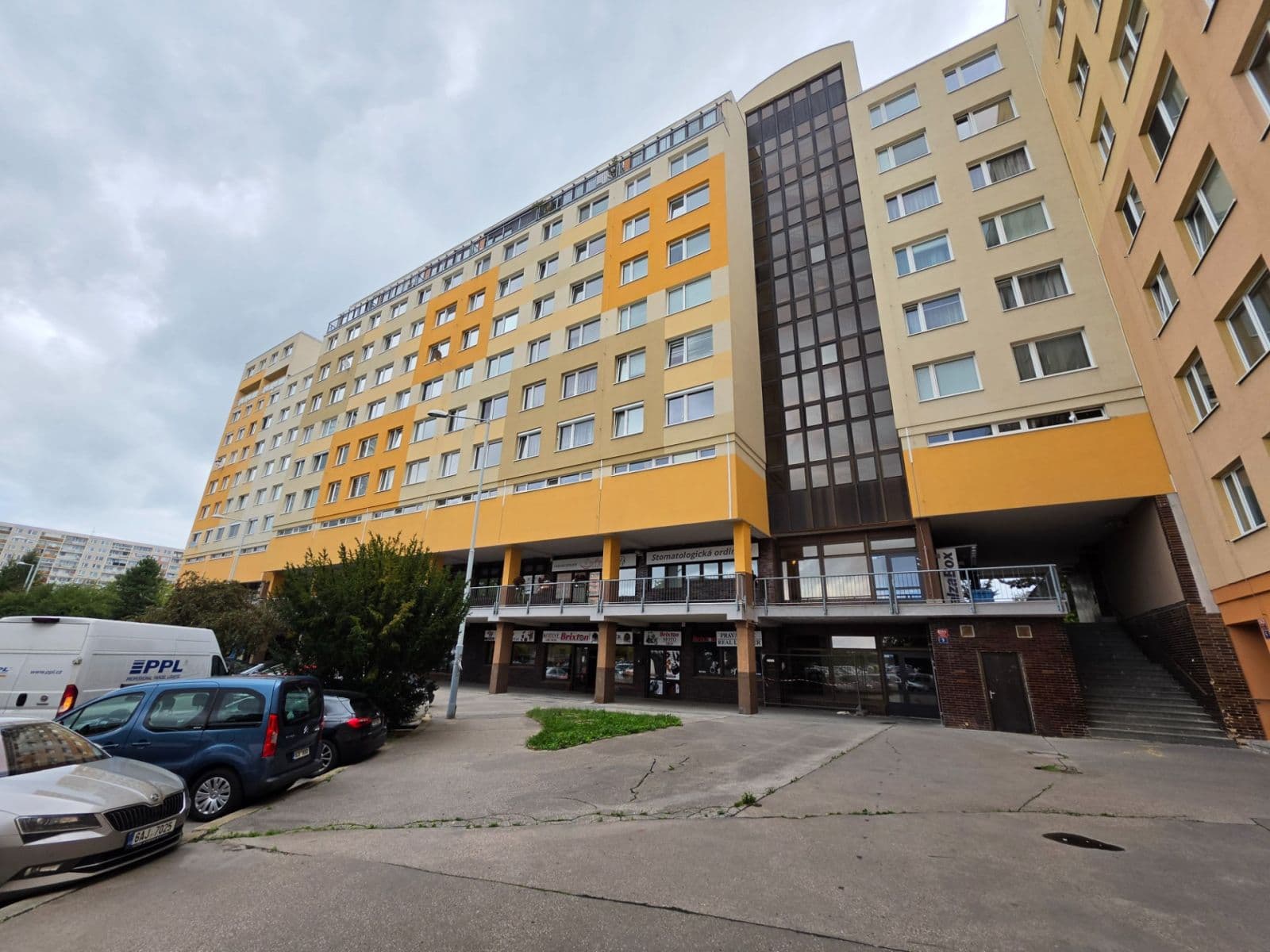 Prodej bytu 2+kk 56 m², V Hůrkách, Praha, Praha Prodej bytu 2+kk 56 m², V Hůrkách, Praha, Praha