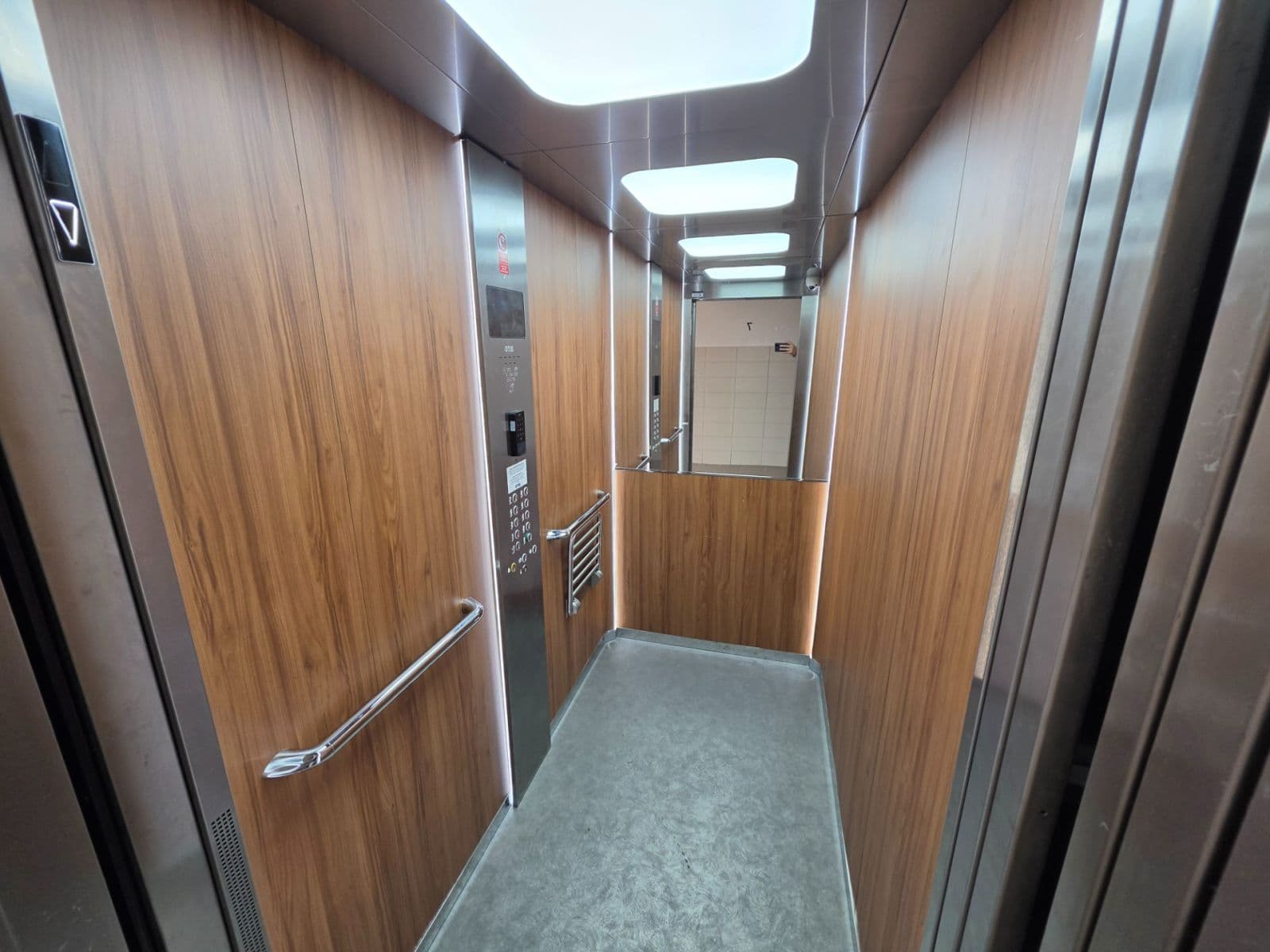 Prodej bytu 2+kk 56 m², V Hůrkách, Praha, Praha Prodej bytu 2+kk 56 m², V Hůrkách, Praha, Praha