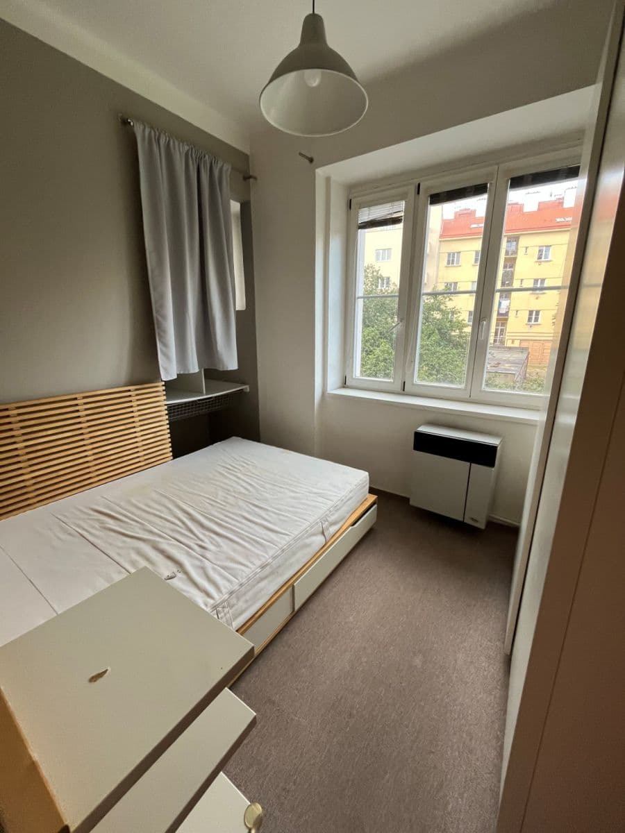 Prodej bytu 2+kk 47 m², 5. května, Praha, Praha Prodej bytu 2+kk 47 m², 5. května, Praha, Praha