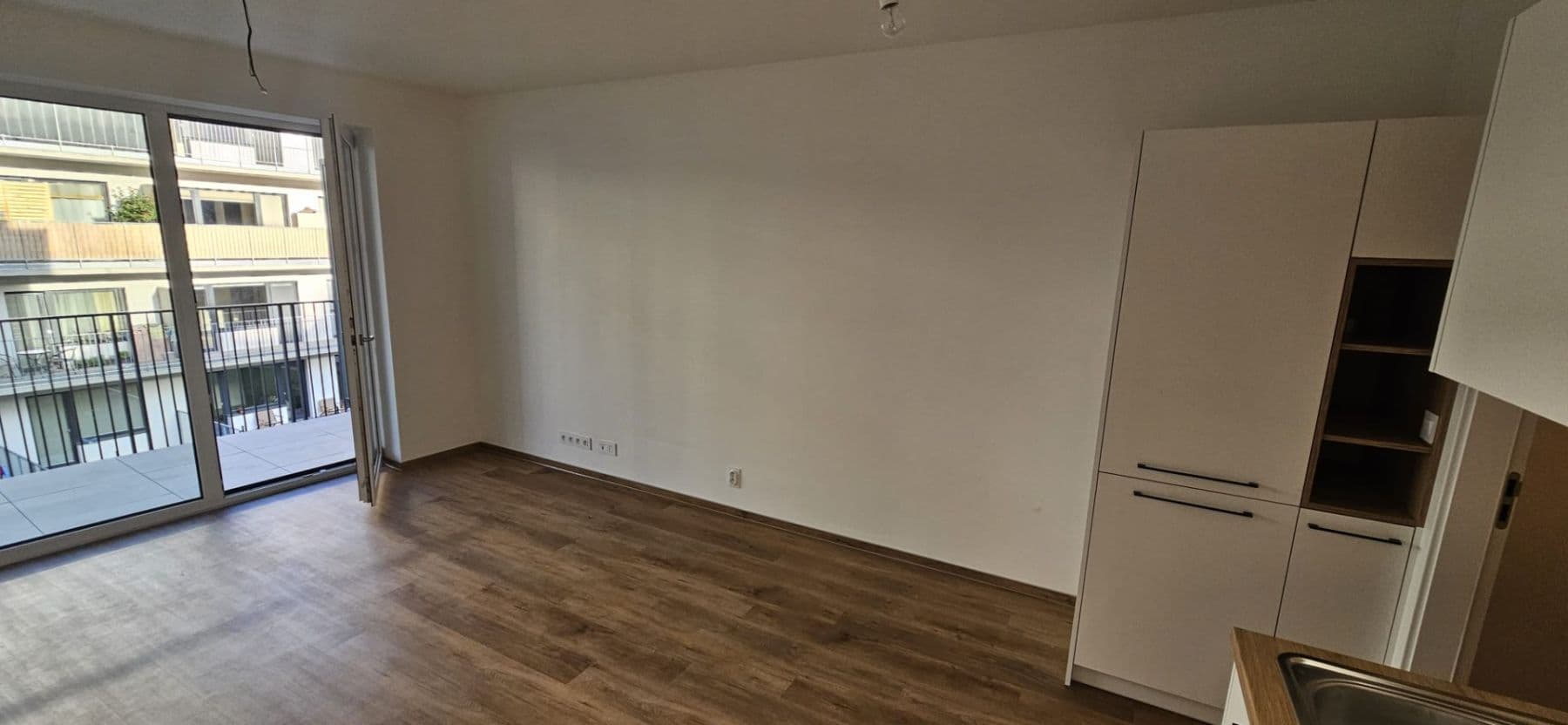 Pronájem bytu 1+kk 30 m², Hvězdová, Brno, Jihomoravský kraj Pronájem bytu 1+kk 30 m², Hvězdová, Brno, Jihomoravský kraj