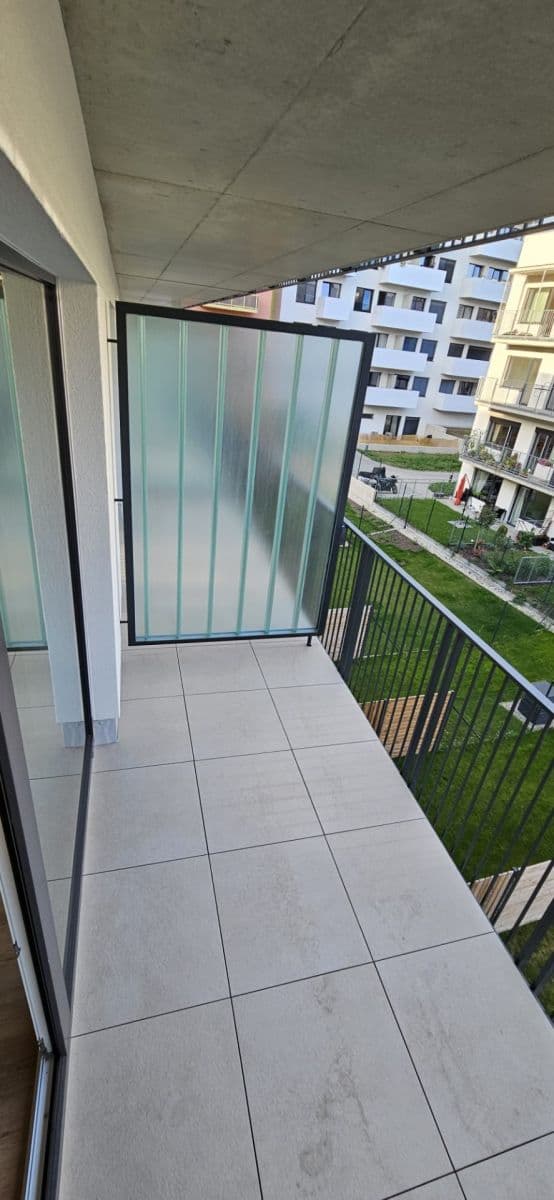 Pronájem bytu 1+kk 30 m², Hvězdová, Brno, Jihomoravský kraj Pronájem bytu 1+kk 30 m², Hvězdová, Brno, Jihomoravský kraj