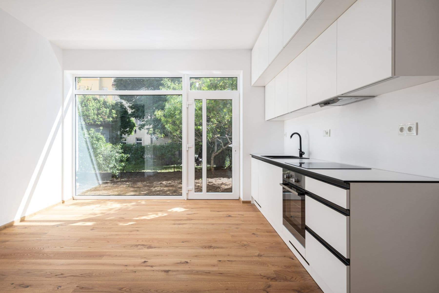 Pronájem bytu 2+kk 43 m², Ptašínského, Brno, Jihomoravský kraj Pronájem bytu 2+kk 43 m², Ptašínského, Brno, Jihomoravský kraj