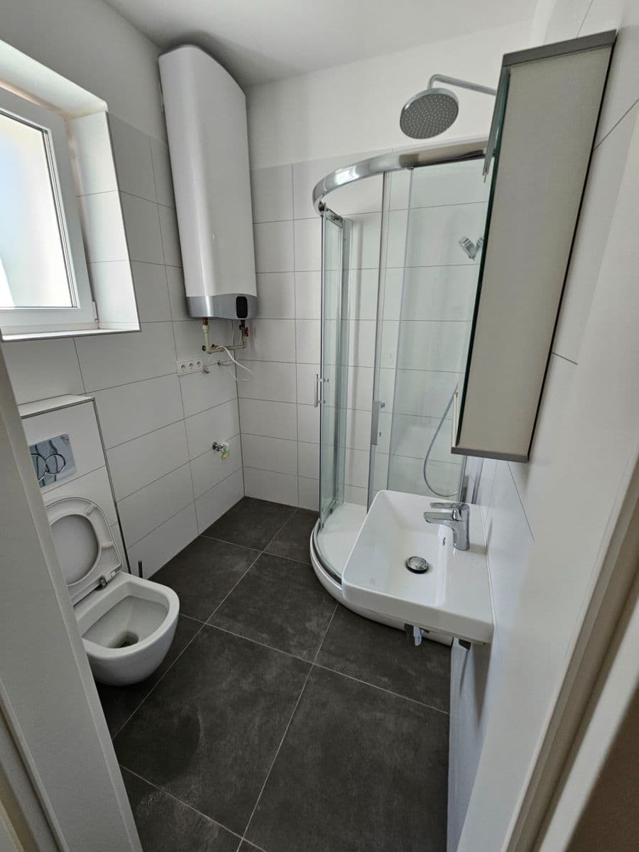 Pronájem bytu 2+kk 43 m², Ptašínského, Brno, Jihomoravský kraj Pronájem bytu 2+kk 43 m², Ptašínského, Brno, Jihomoravský kraj