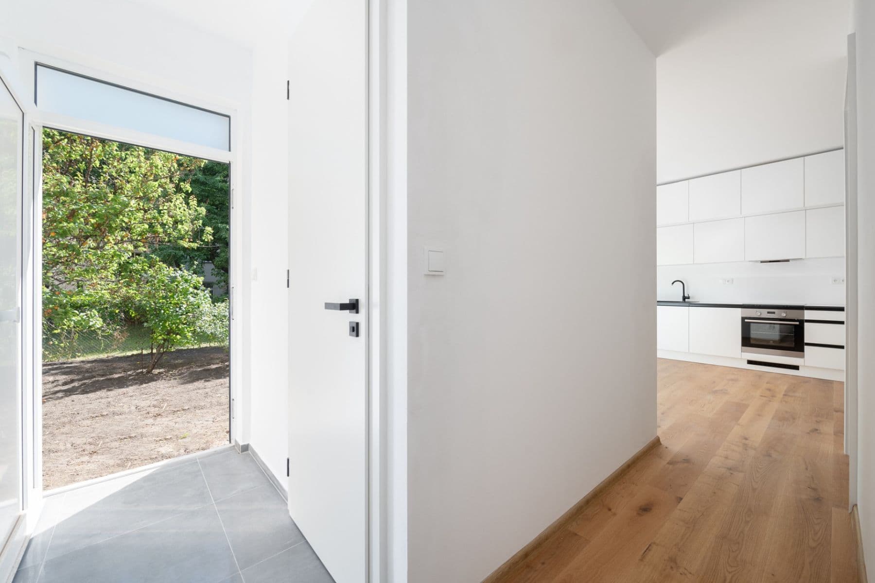 Pronájem bytu 2+kk 43 m², Ptašínského, Brno, Jihomoravský kraj Pronájem bytu 2+kk 43 m², Ptašínského, Brno, Jihomoravský kraj