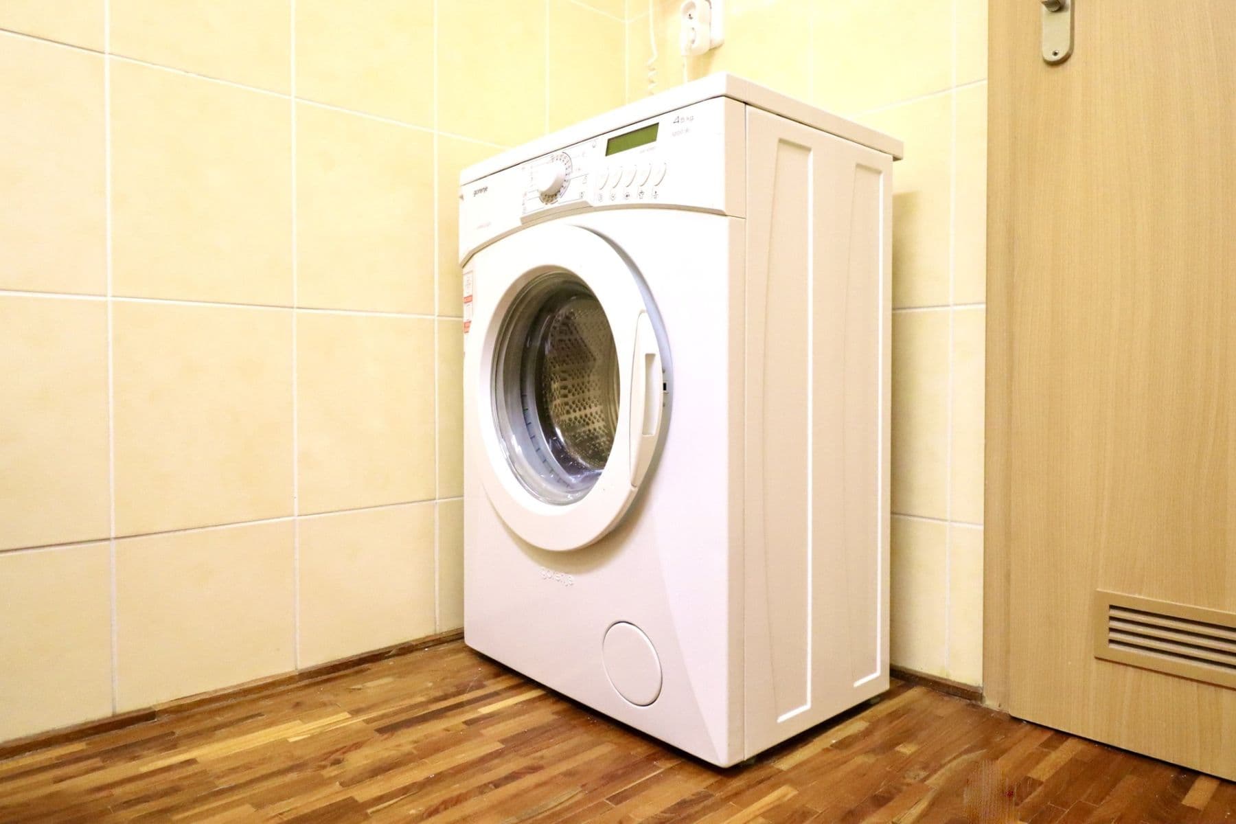 Pronájem bytu 2+kk 49 m², V dolině, Praha, Praha Pronájem bytu 2+kk 49 m², V dolině, Praha, Praha