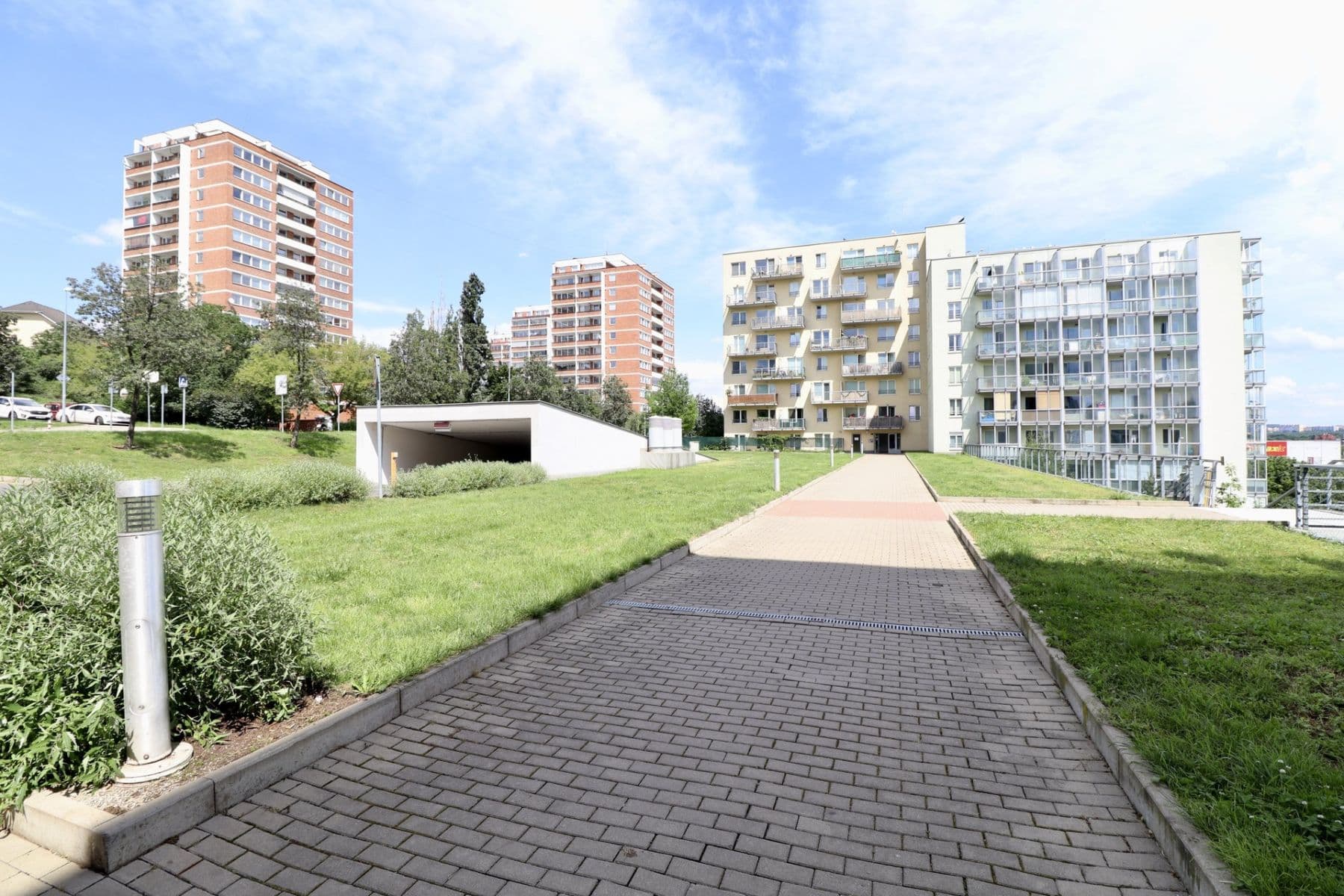 Pronájem bytu 2+kk 49 m², V dolině, Praha, Praha Pronájem bytu 2+kk 49 m², V dolině, Praha, Praha