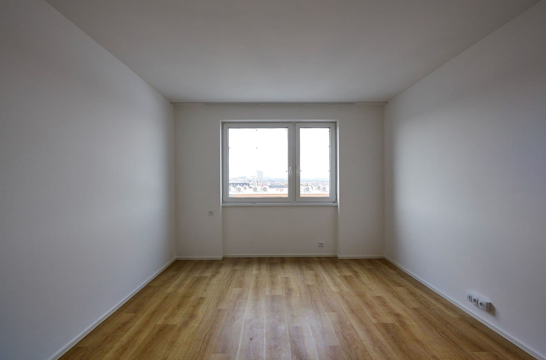 Pronájem bytu 1+kk 30 m², Pod Soutratím, Praha, Praha Pronájem bytu 1+kk 30 m², Pod Soutratím, Praha, Praha