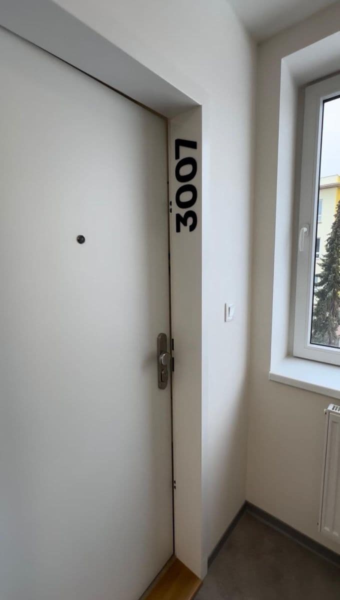 Prodej bytu 1+kk 19 m², Kubánské náměstí, Praha, Praha Prodej bytu 1+kk 19 m², Kubánské náměstí, Praha, Praha