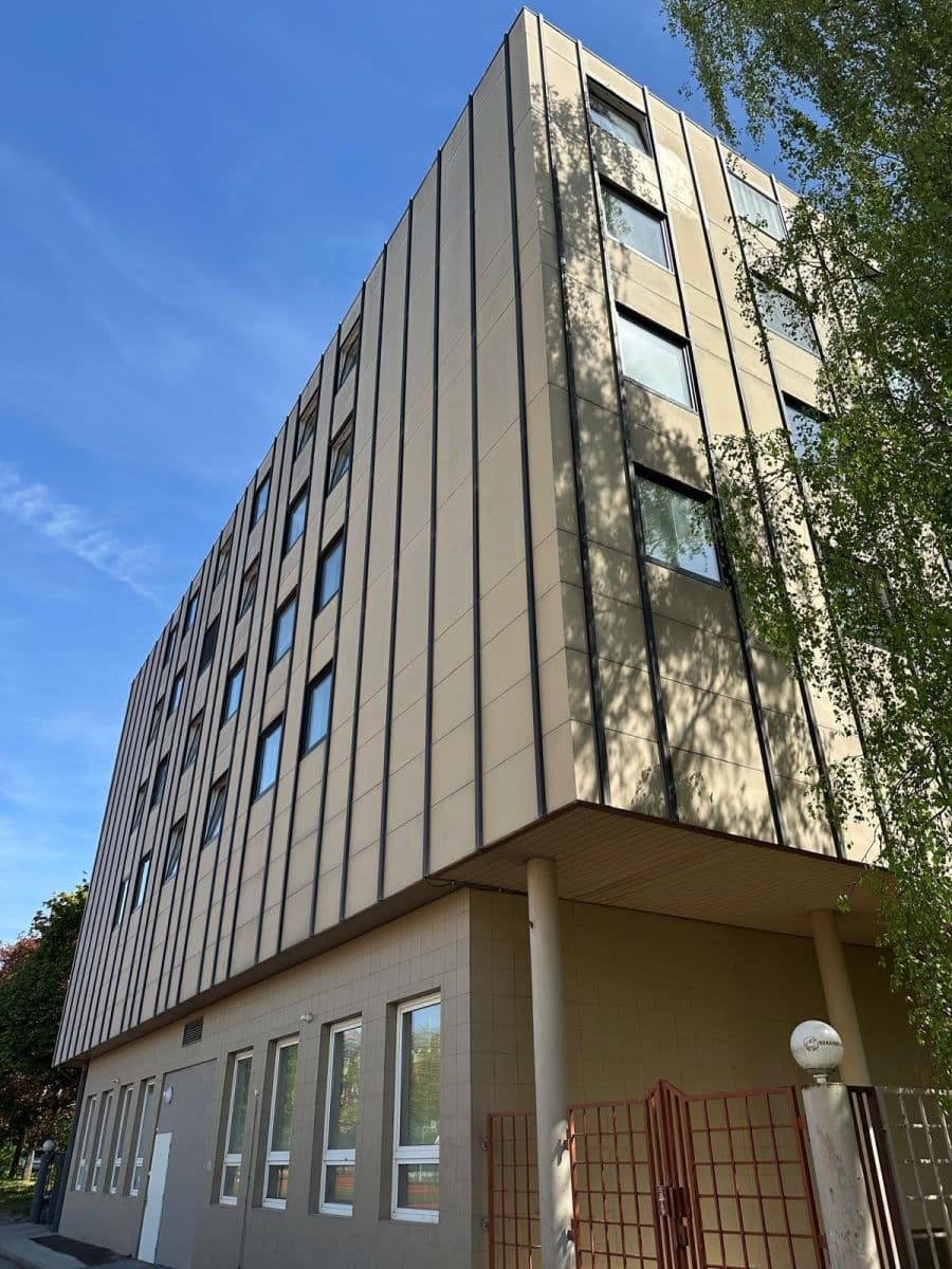 Prodej bytu 1+kk 19 m², Kubánské náměstí, Praha, Praha Prodej bytu 1+kk 19 m², Kubánské náměstí, Praha, Praha