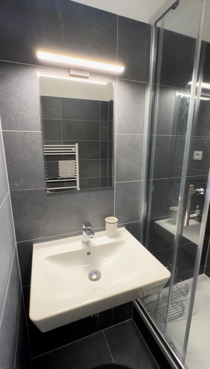 Prodej bytu 1+kk 19 m², Kubánské náměstí, Praha, Praha Prodej bytu 1+kk 19 m², Kubánské náměstí, Praha, Praha