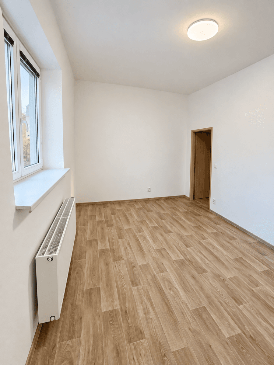 Pronájem bytu 3+1 16 m², Vlhká, Brno, Jihomoravský kraj Pronájem bytu 3+1 16 m², Vlhká, Brno, Jihomoravský kraj