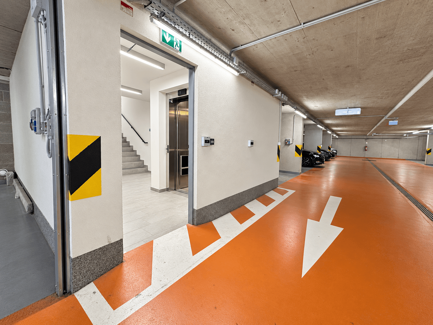 Prodej garáže 20 m², Praha, Praha Prodej garáže 20 m², Praha, Praha
