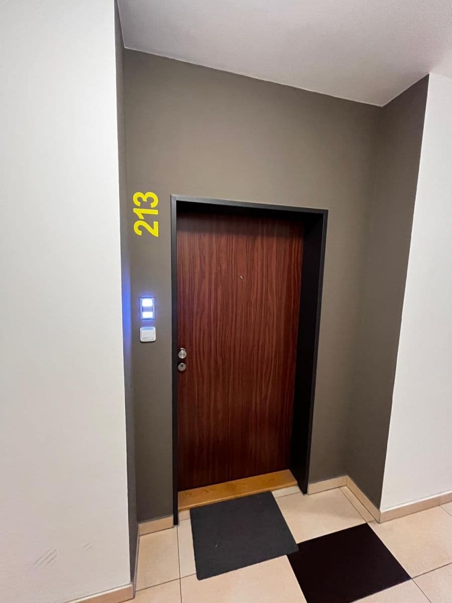 Pronájem bytu 2+kk 47 m², Zakšínská, Praha, Praha Pronájem bytu 2+kk 47 m², Zakšínská, Praha, Praha