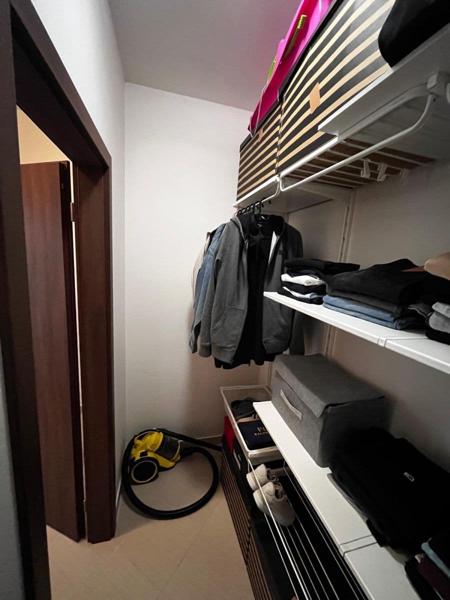 Pronájem bytu 2+kk 47 m², Zakšínská, Praha, Praha Pronájem bytu 2+kk 47 m², Zakšínská, Praha, Praha