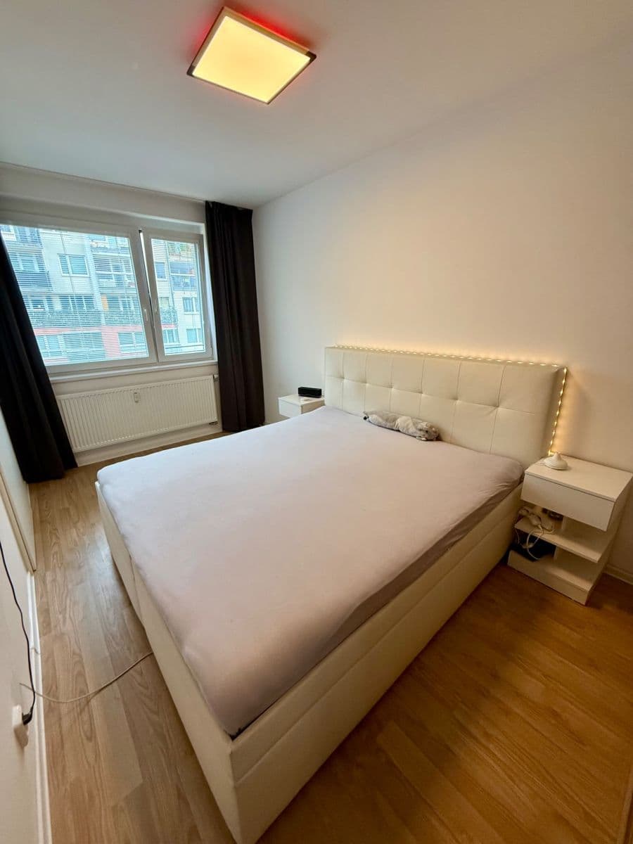 Pronájem bytu 2+kk 47 m², Zakšínská, Praha, Praha Pronájem bytu 2+kk 47 m², Zakšínská, Praha, Praha