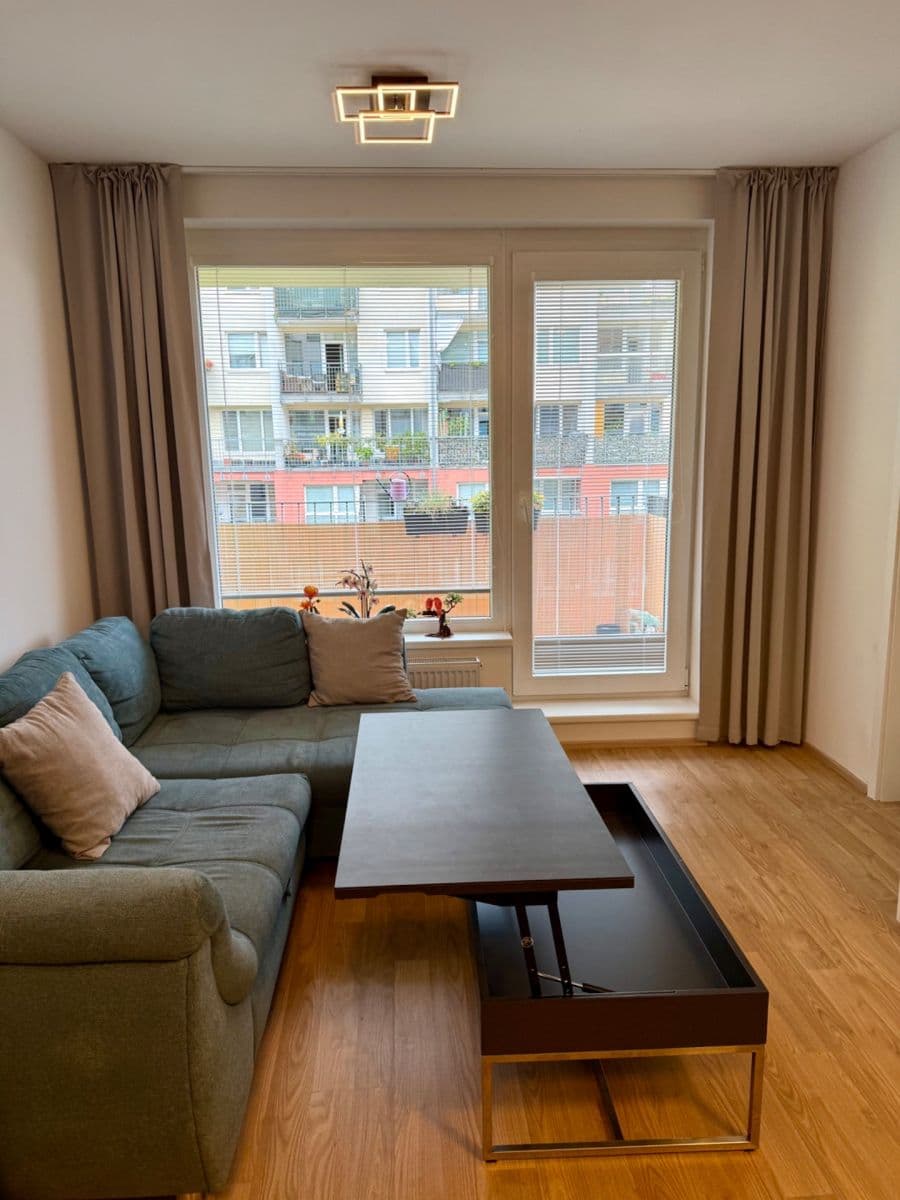 Pronájem bytu 2+kk 47 m², Zakšínská, Praha, Praha Pronájem bytu 2+kk 47 m², Zakšínská, Praha, Praha