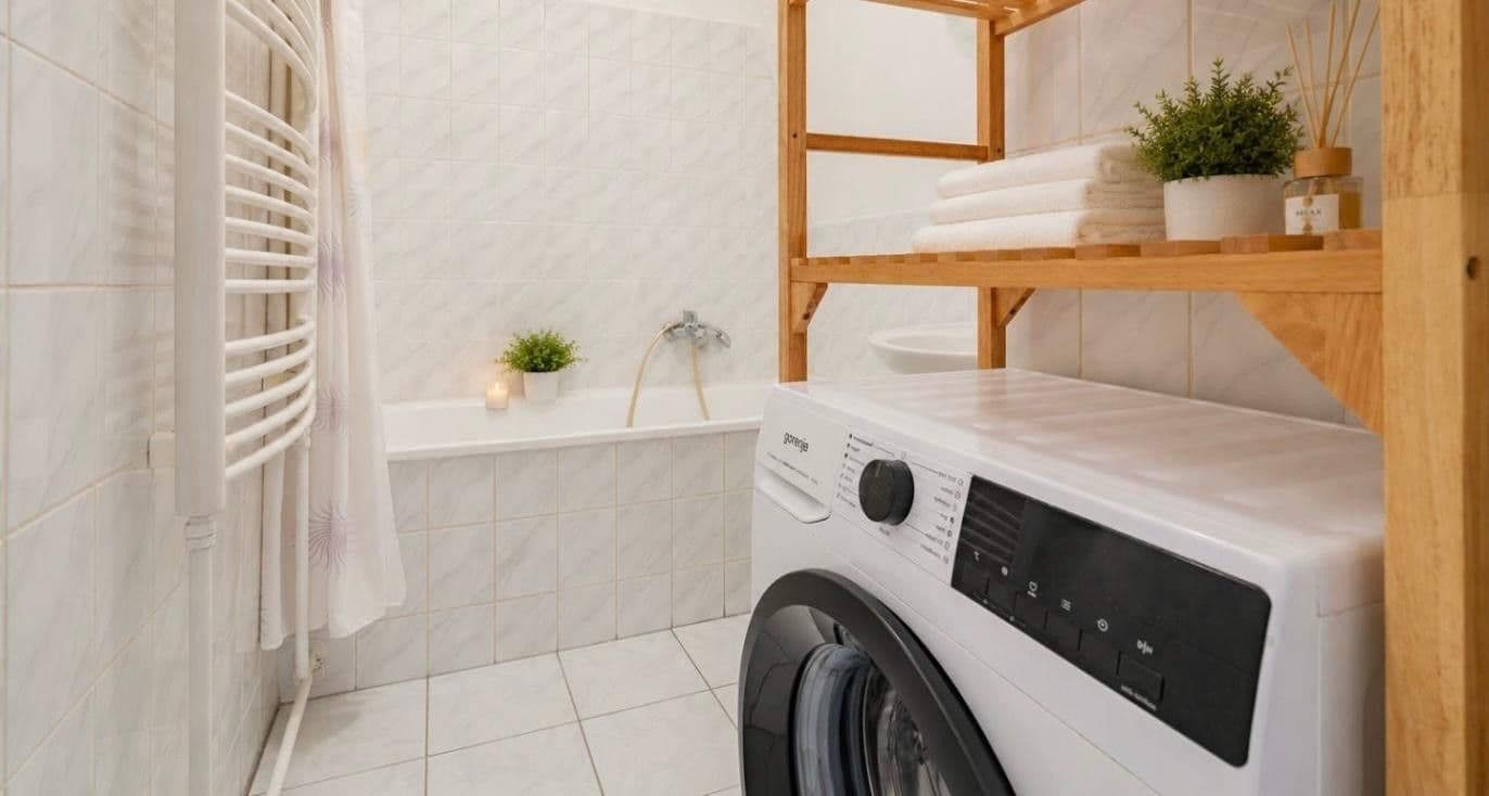 Pronájem bytu 2+kk 50 m², Rudolfovská tř., České Budějovice, Jihočeský kraj Pronájem bytu 2+kk 50 m², Rudolfovská tř., České Budějovice, Jihočeský kraj