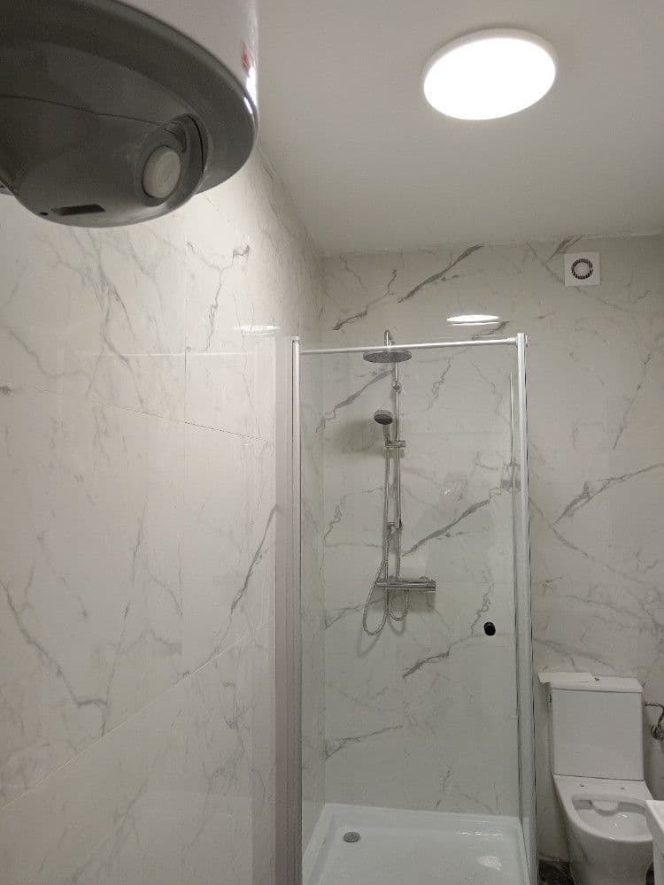 Pronájem bytu 3+kk 80 m², 28. pluku, Praha, Praha Pronájem bytu 3+kk 80 m², 28. pluku, Praha, Praha