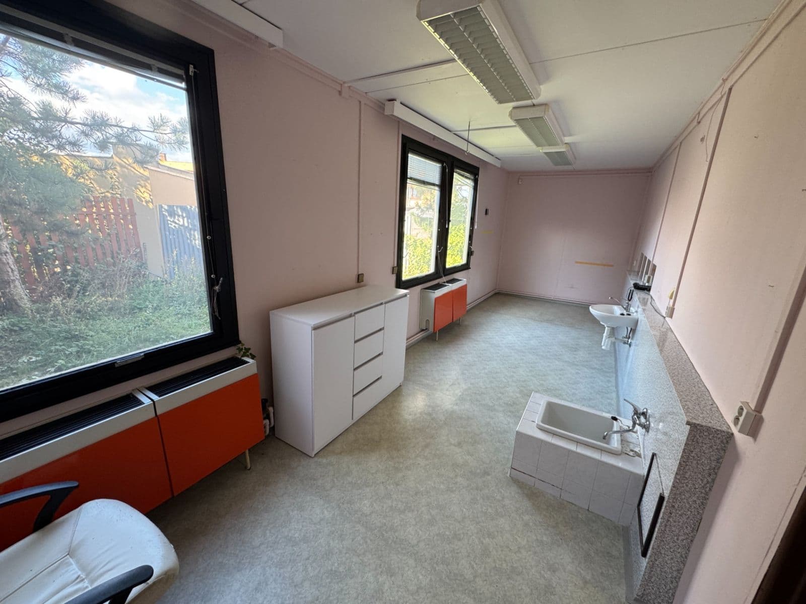 Pronájem kanceláře 111 m², Tuřanská, Brno, Jihomoravský kraj Pronájem kanceláře 111 m², Tuřanská, Brno, Jihomoravský kraj