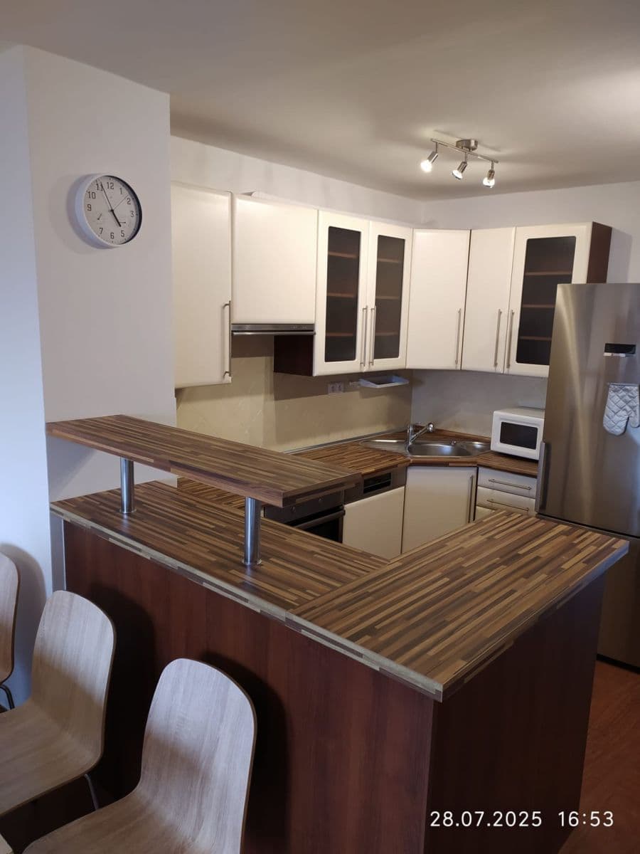 Pronájem bytu 4+kk 90 m², Nechvílova, Praha, Praha Pronájem bytu 4+kk 90 m², Nechvílova, Praha, Praha