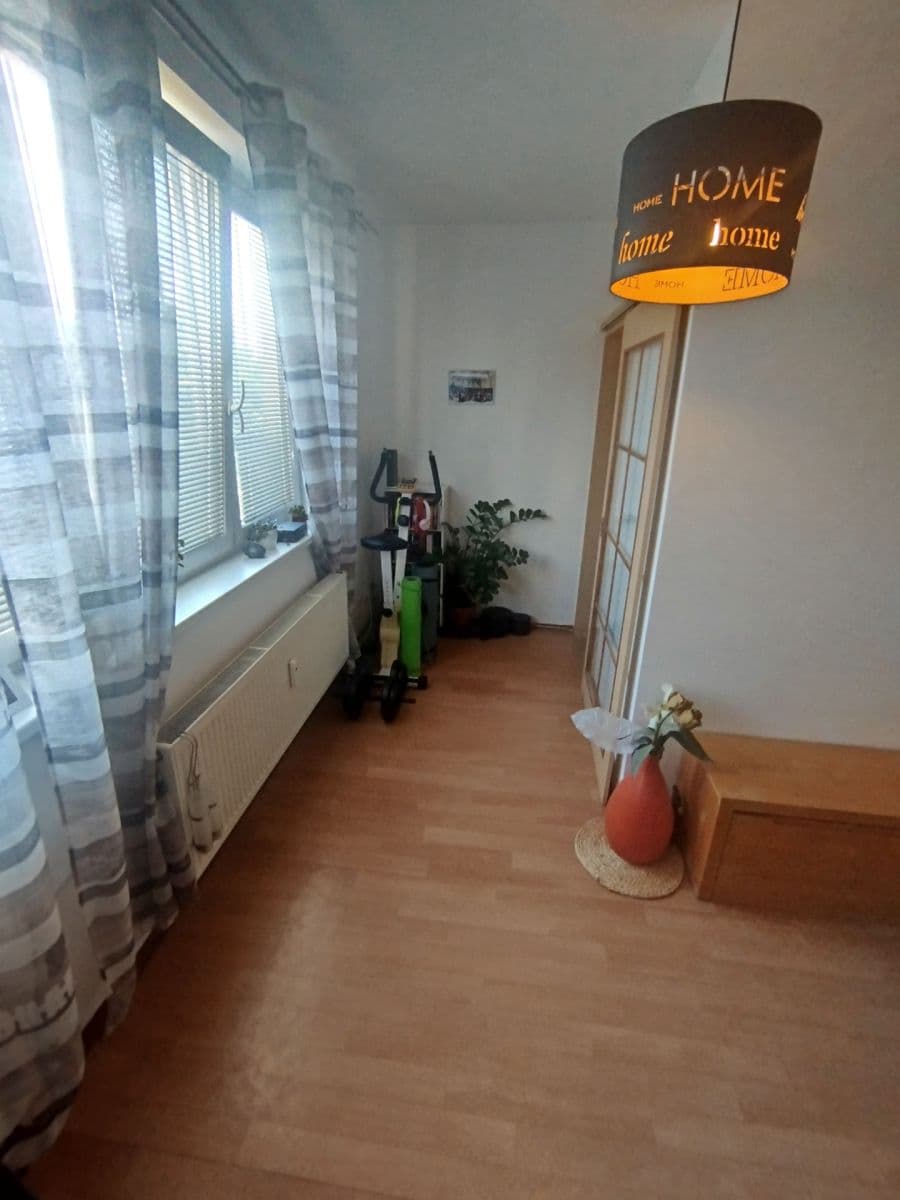 Prodej bytu 1+kk 36 m², Hnězdenská, Praha, Praha Prodej bytu 1+kk 36 m², Hnězdenská, Praha, Praha