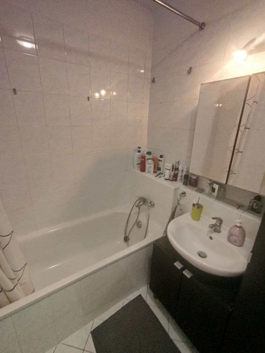 Prodej bytu 1+kk 36 m², Hnězdenská, Praha, Praha Prodej bytu 1+kk 36 m², Hnězdenská, Praha, Praha