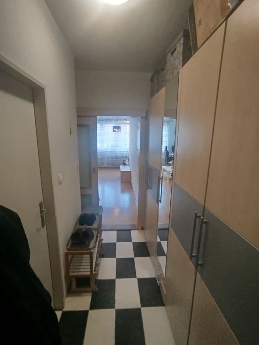 Prodej bytu 1+kk 36 m², Hnězdenská, Praha, Praha Prodej bytu 1+kk 36 m², Hnězdenská, Praha, Praha
